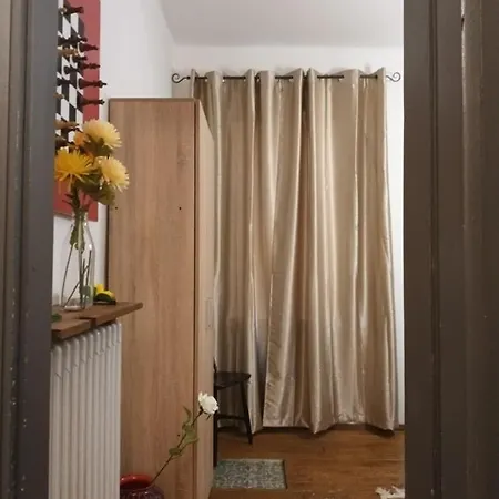 Camera Tripla *